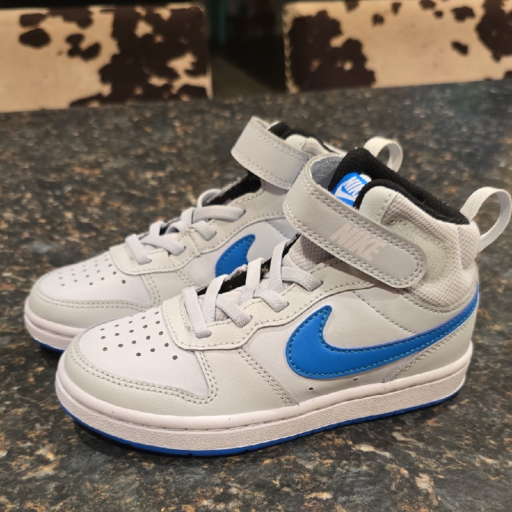 Nike Kids Sneakers - Gray with Blue Accents